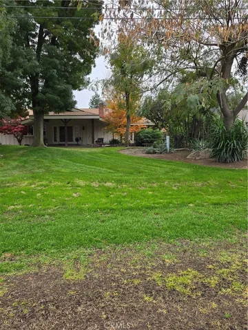 $690,000 | 5867 East Club View Drive, Fresno, CA 93727