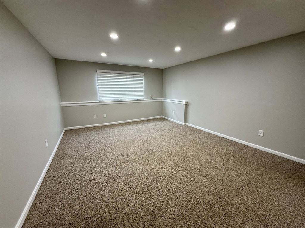 90 Neponset Street, Unit 1001 Canton, MA 02021 - Photo 9 of 11