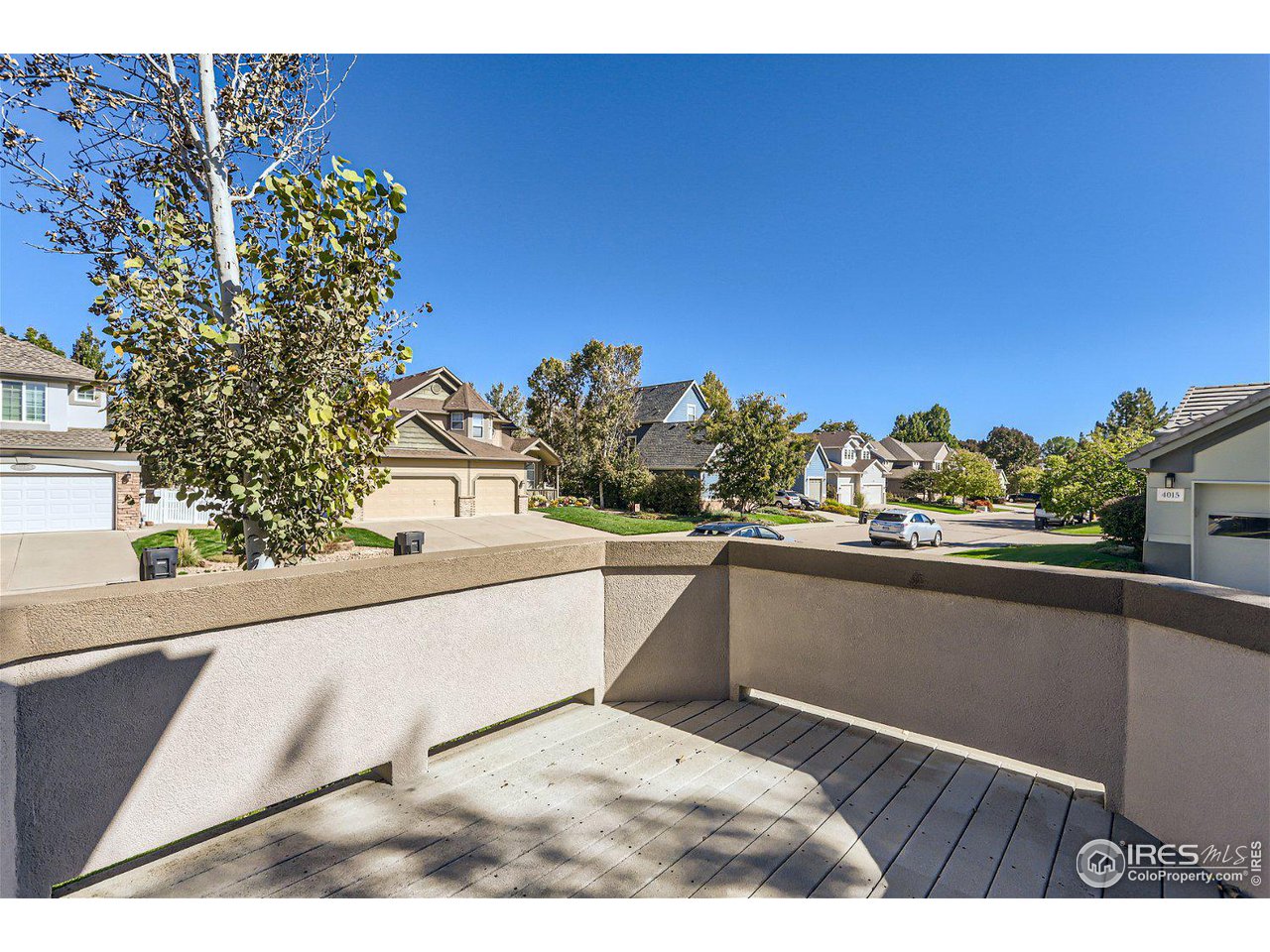 4159 Da Vinci Drive Longmont, CO 80503 - Photo 28 of 32 a picture of a bench in a balcony