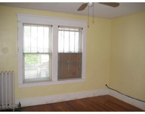 65 Redlands Street Springfield, MA 01104 - Photo 10 of 14 Gallery Image 10