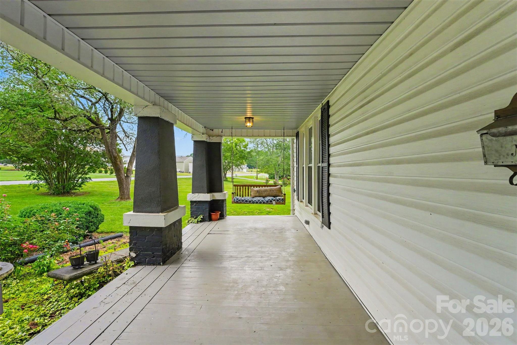 2461 Startown Road Newton, NC 28658 - Photo 4 of 29