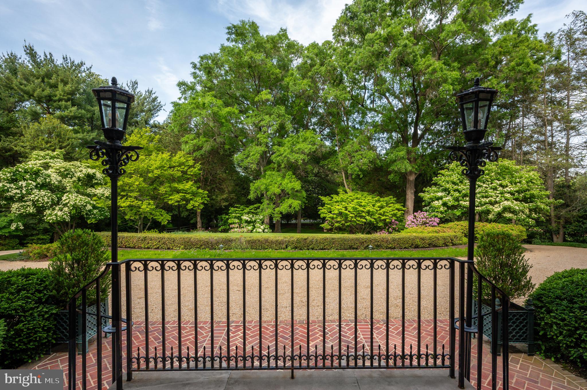 7116 Glenbrook Road Bethesda, MD 20814 - Photo 29 of 30 a view of a wooden fence