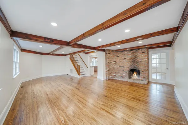 $1,275,000 | 61 Ocean Avenue, Islip, NY 11751