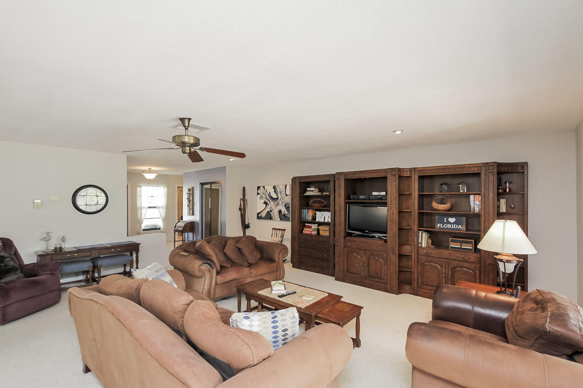 23166 Southwest 58th Avenue Boca Raton, FL 33428 - Photo 7 of 32 0003