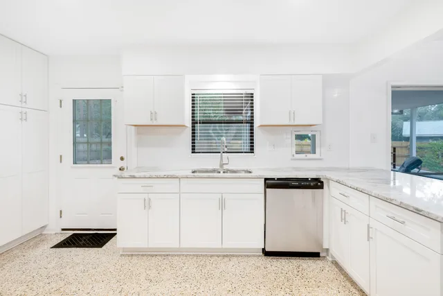 $514,500 | 2 Warwick Drive, Shalimar, FL 32579