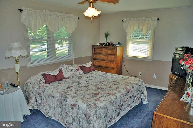 407 Ruth Ridge Drive Lancaster, PA 17601 - Photo 9 of 15 Gallery Image 9