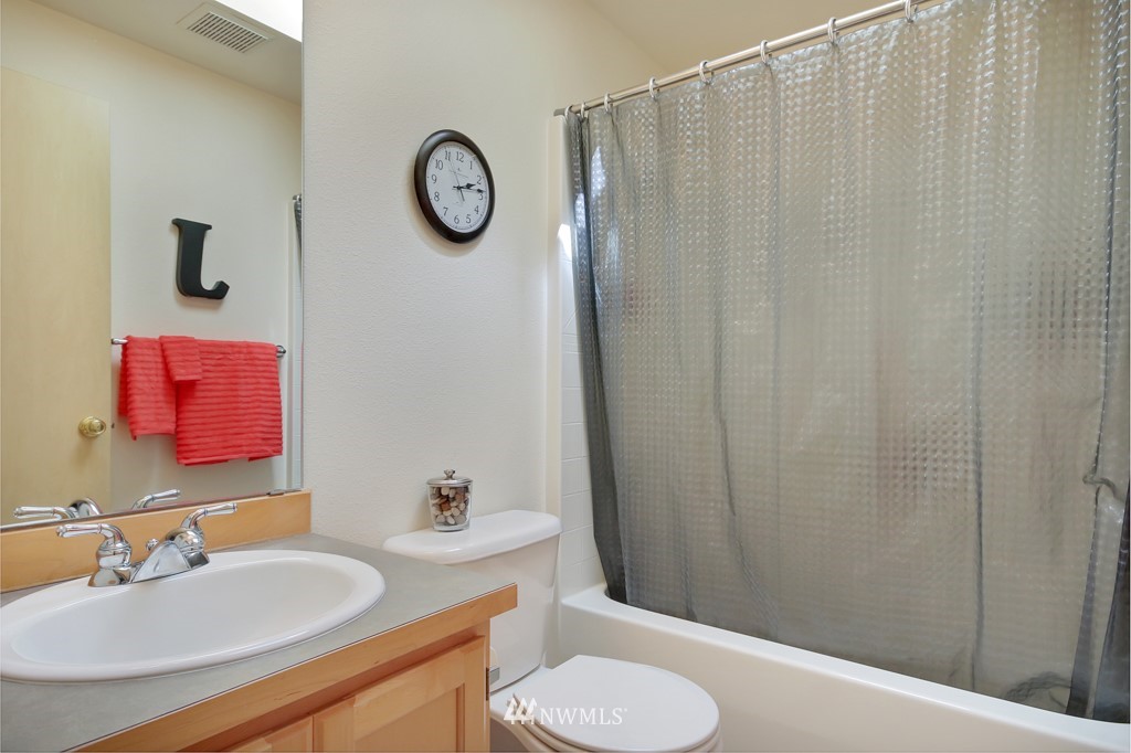 18823 132nd Place Southeast Renton, WA 98058 - Photo 16 of 23