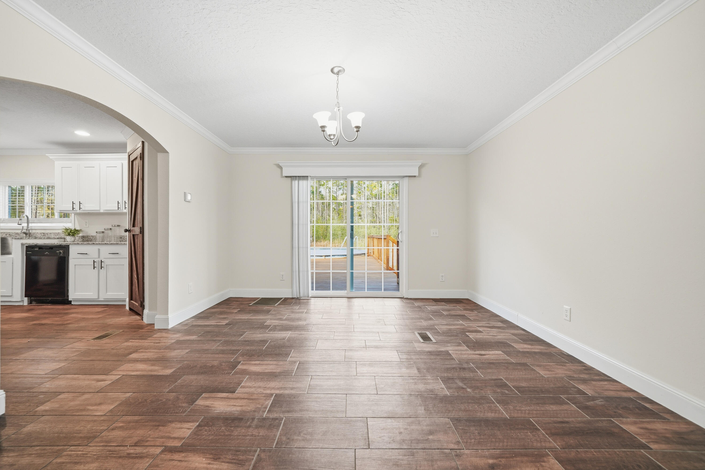 549 Shadow Lane Freeport, FL 32439 - Photo 17 of 47 DSC02799 - Copy