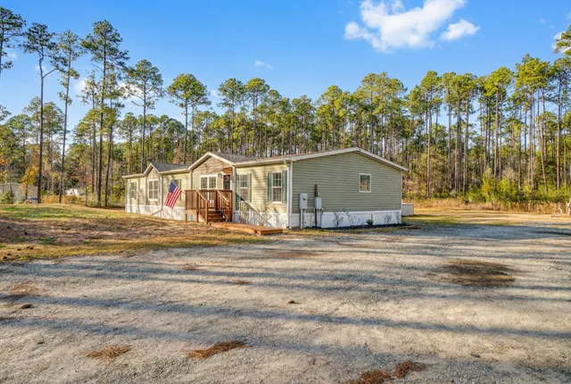 $339,900 | 549 Shadow Lane, Freeport, FL 32439