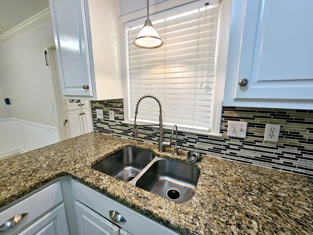 4914 Roxbury Drive Columbus, GA 31907 - Photo 9 of 34 Gallery Image 9