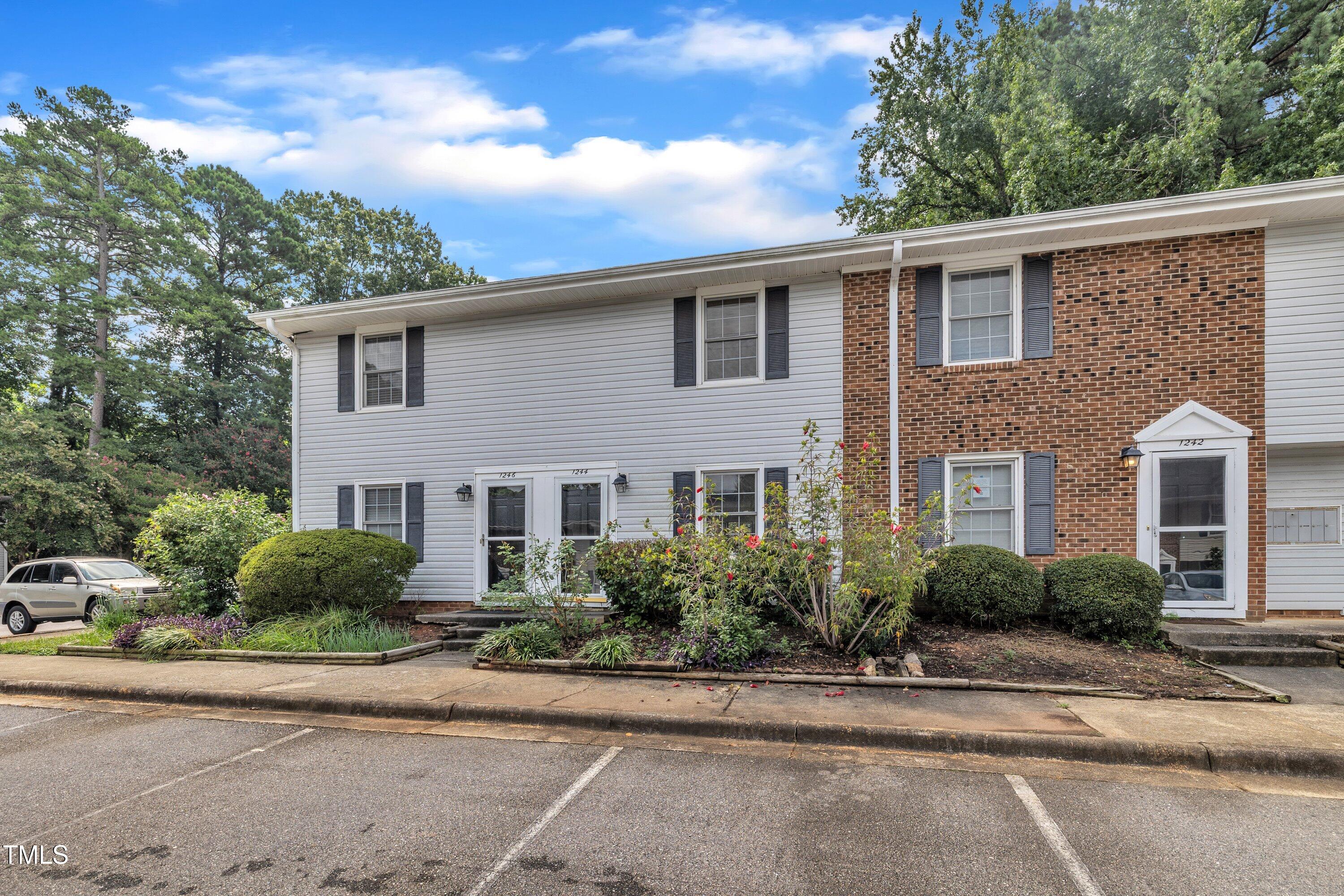 1244 Donaldson Court Cary, NC 27511 - Photo 2 of 33 03-1244 Donaldson Ct-3