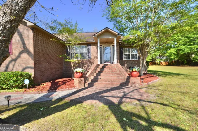 $339,900 | 5826 Windsor Way, Eastman, GA 31023