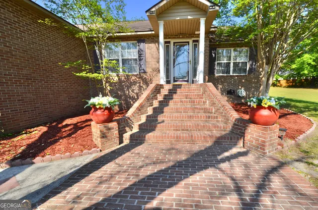 $339,900 | 5826 Windsor Way, Eastman, GA 31023