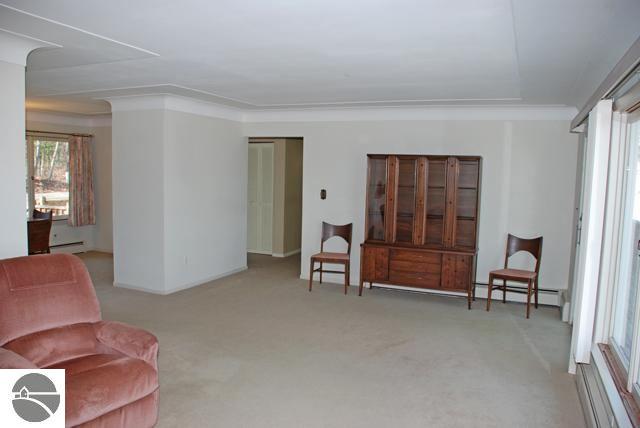 12456 Bluff Road Traverse City, MI 49686 - Photo 12 of 25 1741071-11.JPG