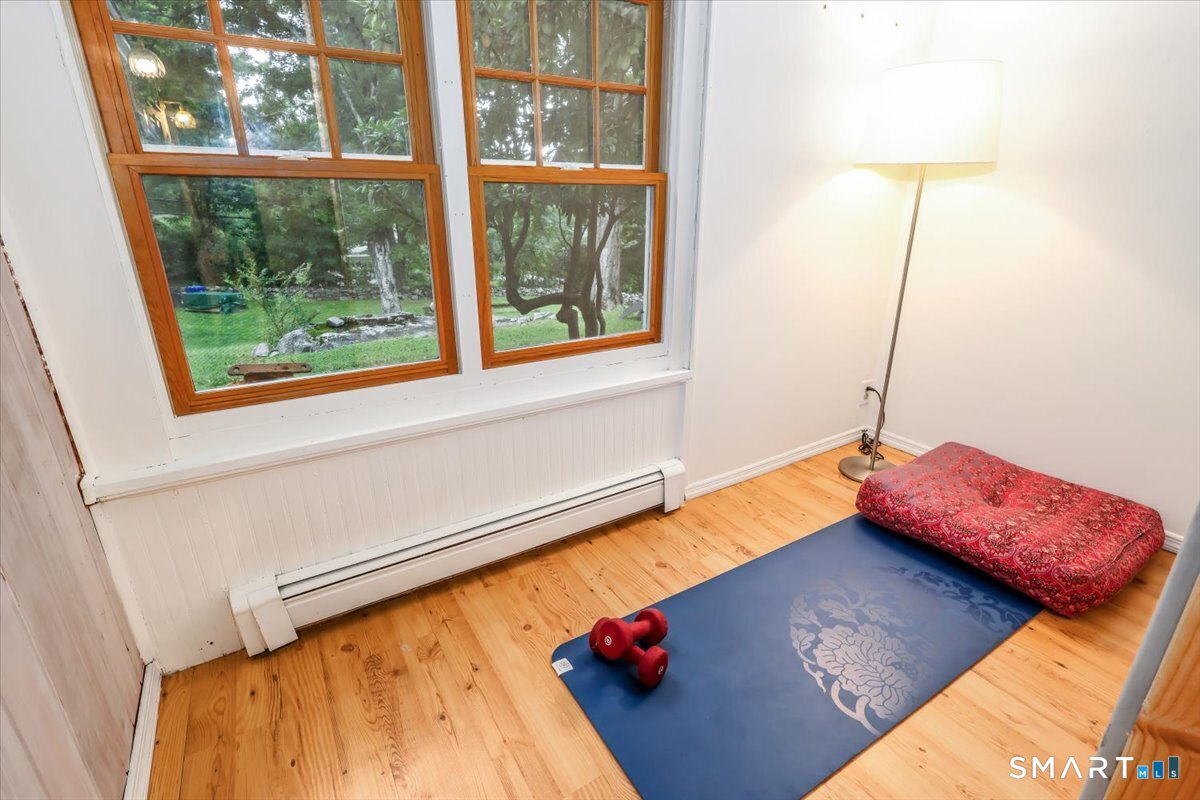 112 Long Ridge Road Danbury, CT 06810 - Photo 20 of 40 Meditation / yoga space