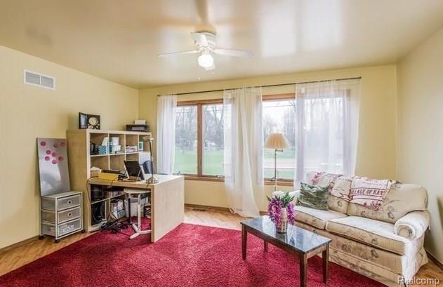 47455 Hanford Road Canton, MI 48187 - Photo 19 of 36 Gallery Image 19