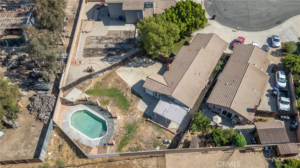 27394 Rustic Lane Highland, CA 92346 - Photo 36 of 41