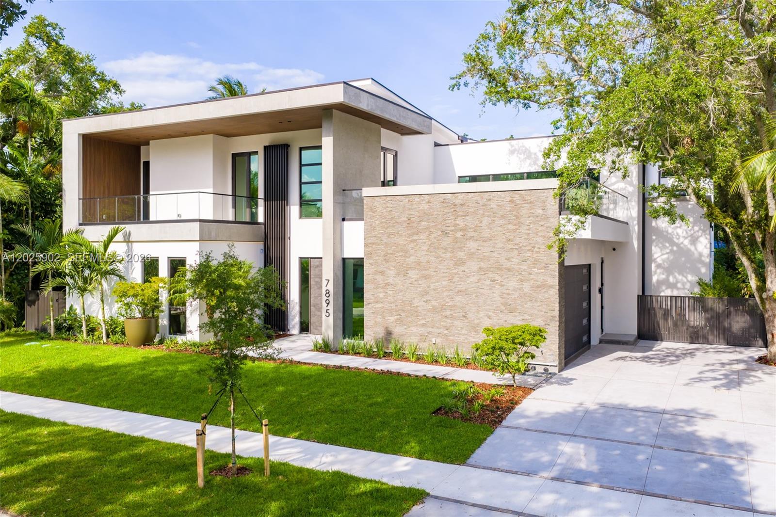 7895 Southwest 52nd Court Miami, FL 33143 - Photo 2 of 43