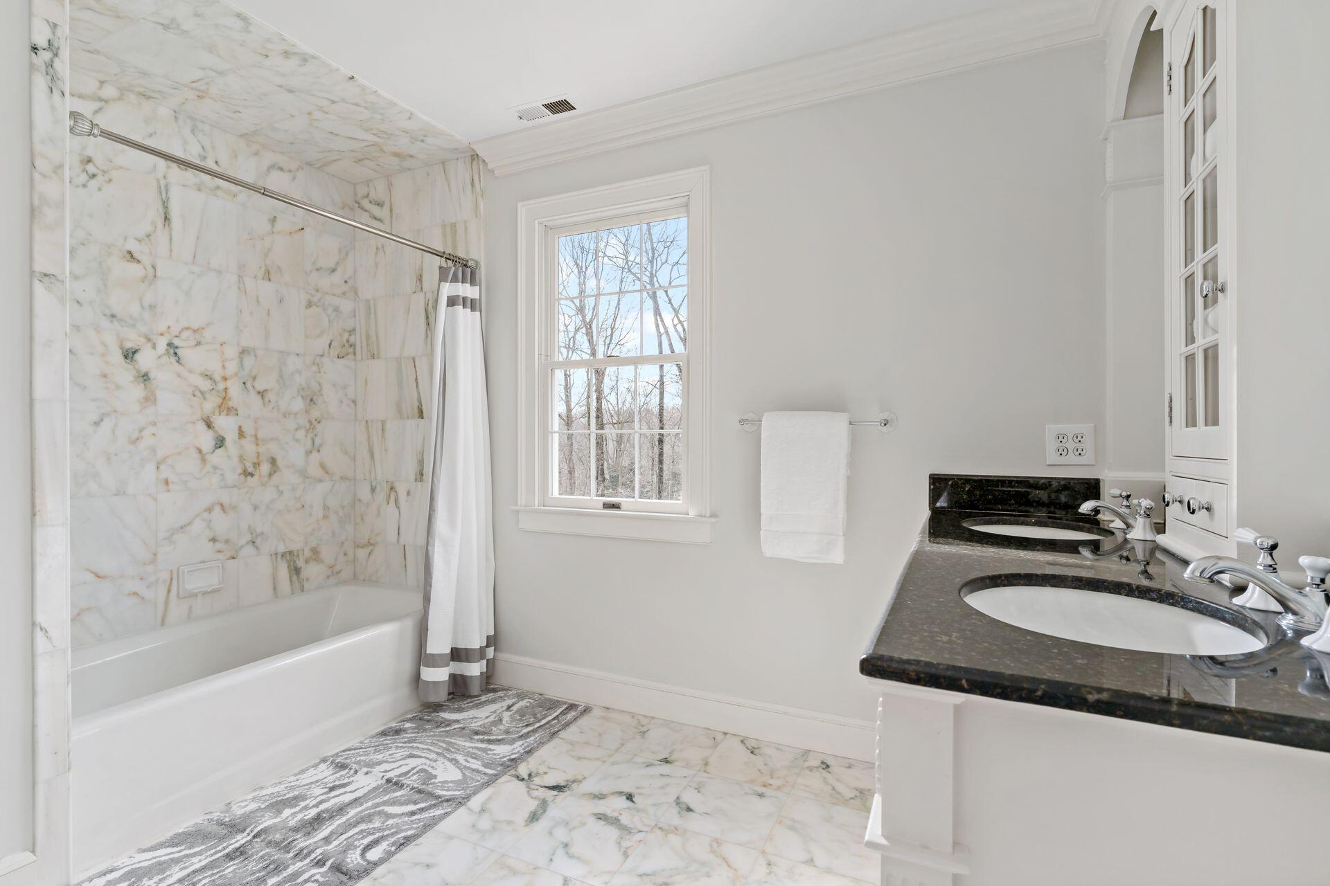 327 Frogtown Road New Canaan, CT 06840 - Photo 26 of 44 Primary Bath