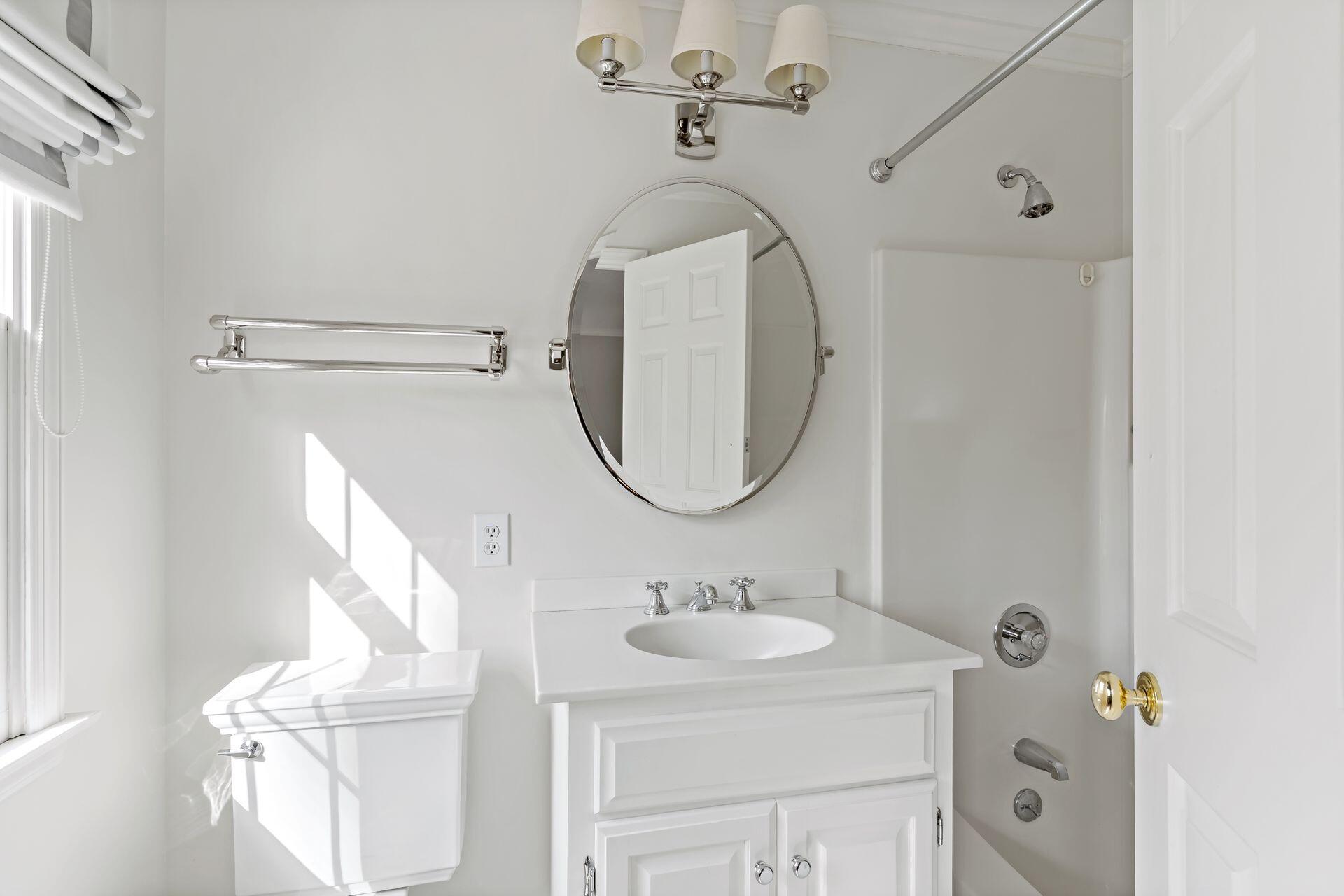 327 Frogtown Road New Canaan, CT 06840 - Photo 34 of 44 Bedroom 4 Bath