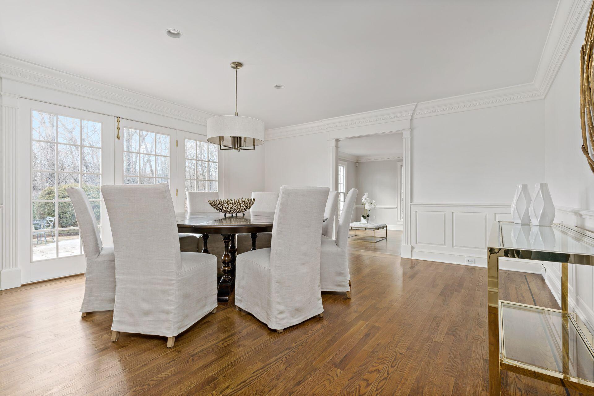 327 Frogtown Road New Canaan, CT 06840 - Photo 9 of 44 Dining Room