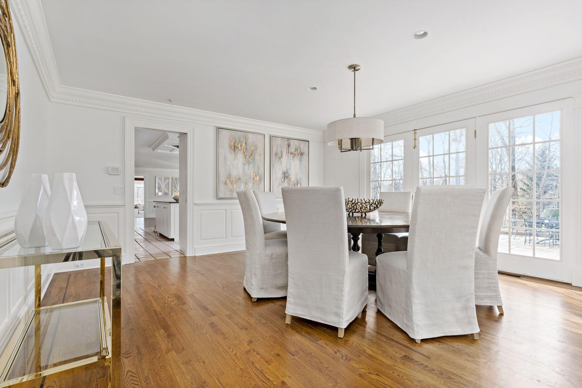 327 Frogtown Road New Canaan, CT 06840 - Photo 10 of 44 Dining Room