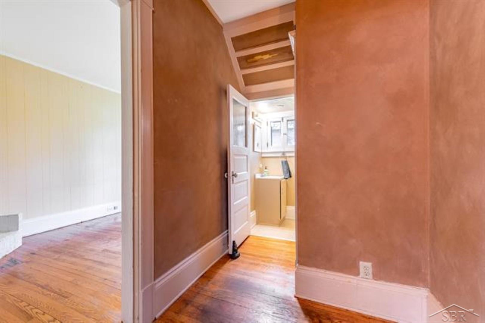 2152 6th Street Bay City, MI 48708 - Photo 10 of 46 50174004-3798165e-0f6a-4d30-8a2a-870ca1945145.JPG