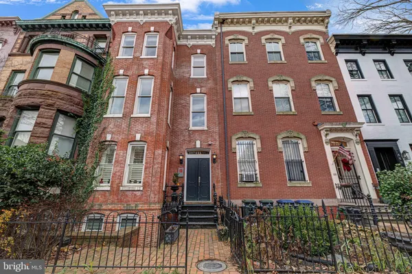 $639,900 | 444 M Street Northwest, Unit 4, Washington, DC 20001