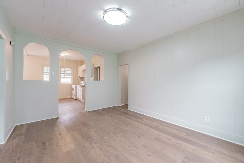 28 Longview Street Springfield, MA 01108 - Photo 25 of 40