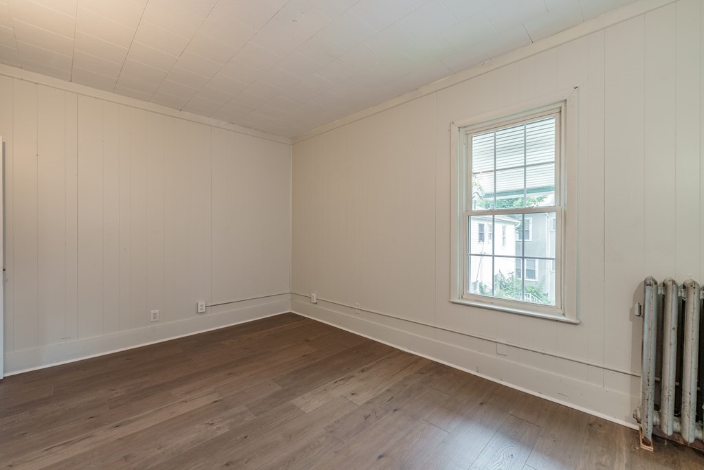 28 Longview Street Springfield, MA 01108 - Photo 30 of 40