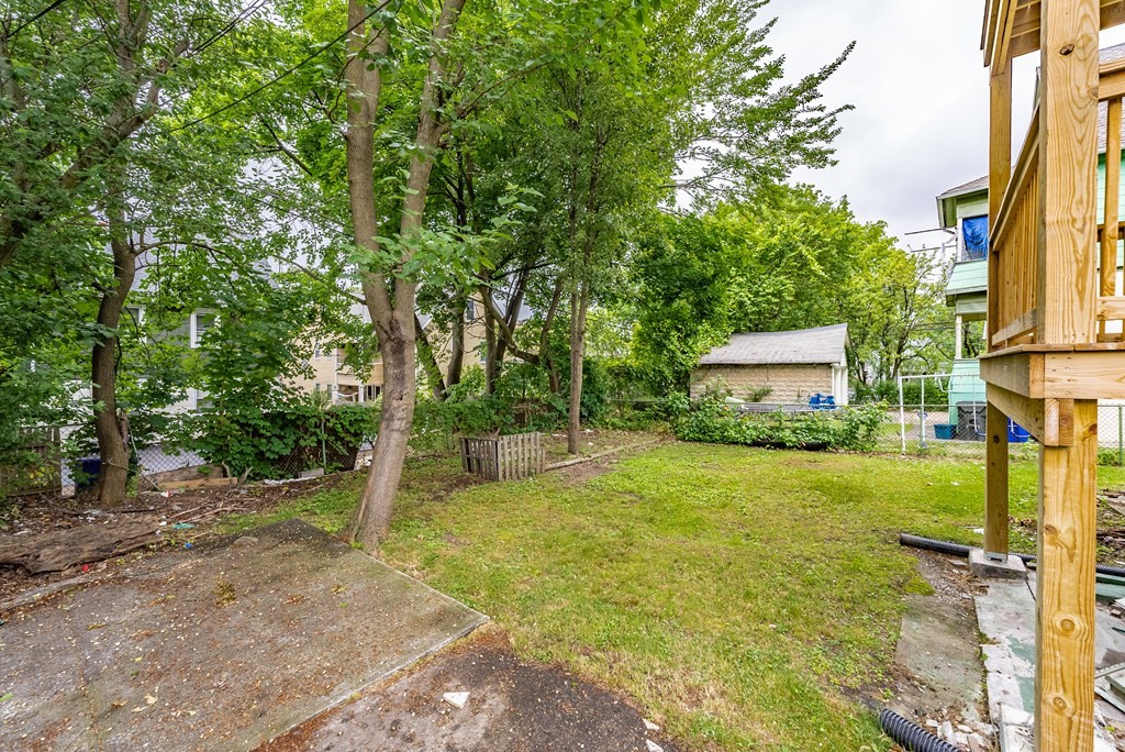 28 Longview Street Springfield, MA 01108 - Photo 40 of 40