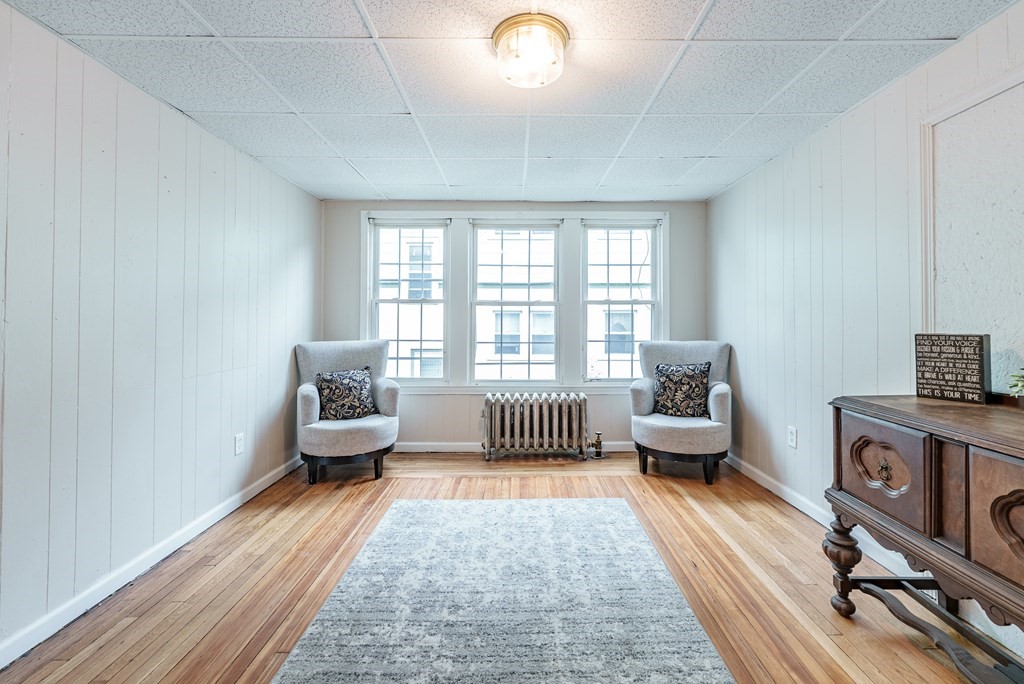 28 Longview Street Springfield, MA 01108 - Photo 8 of 40