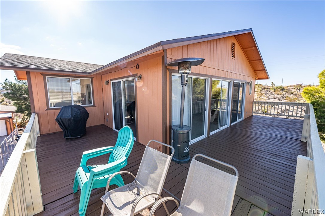 180 Sunfish Way Meadview, AZ 86444 - Photo 9 of 42 a outdoor space with furniture
