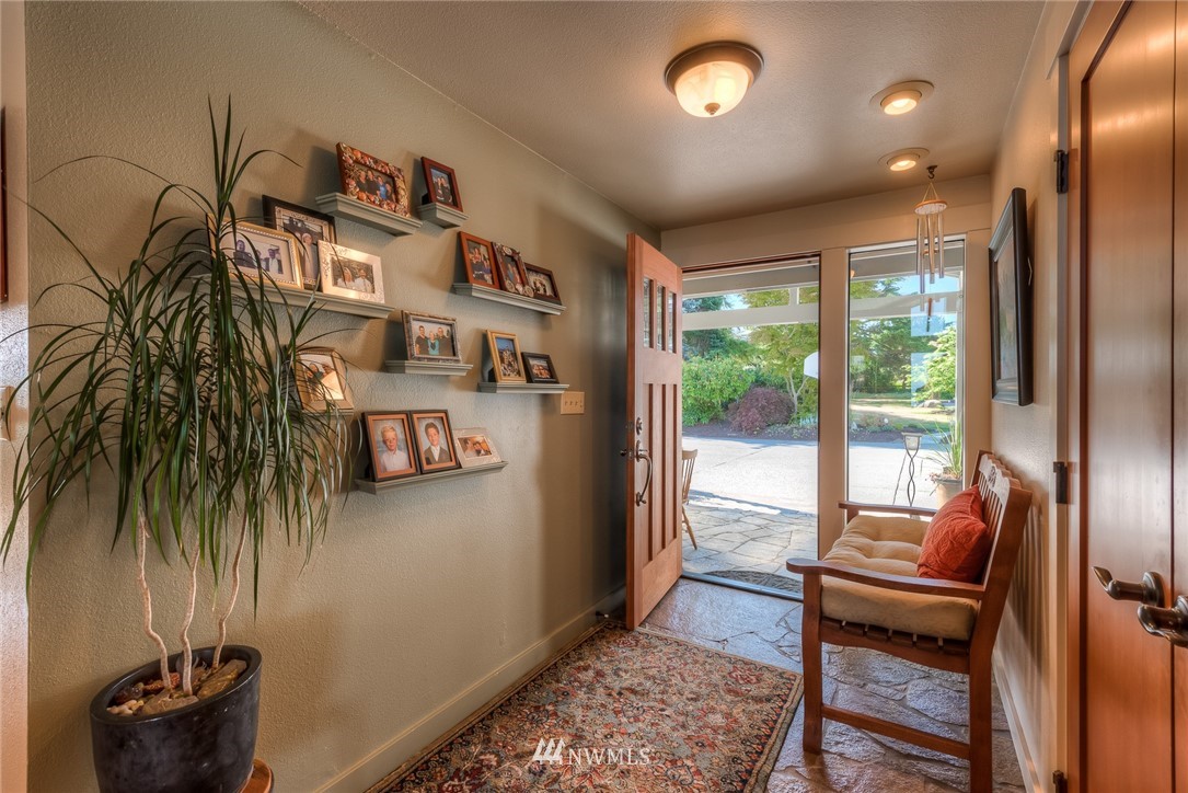 4850 G Loop Bow, WA 98232 - Photo 4 of 24 Gallery Image 4