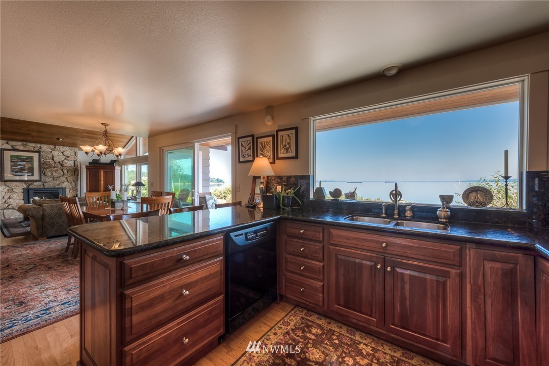 4850 G Loop Bow, WA 98232 - Photo 8 of 24 Gallery Image 8