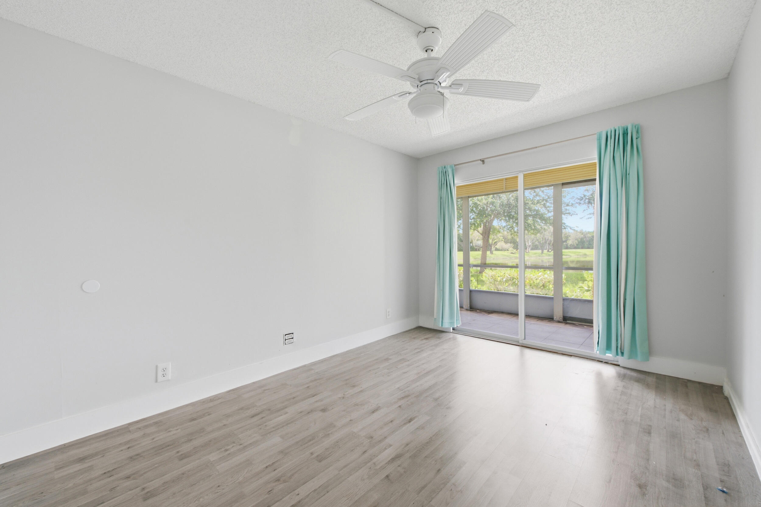 1048 Lincoln C Boca Raton, FL 33434 - Photo 17 of 36 15__dsc6611