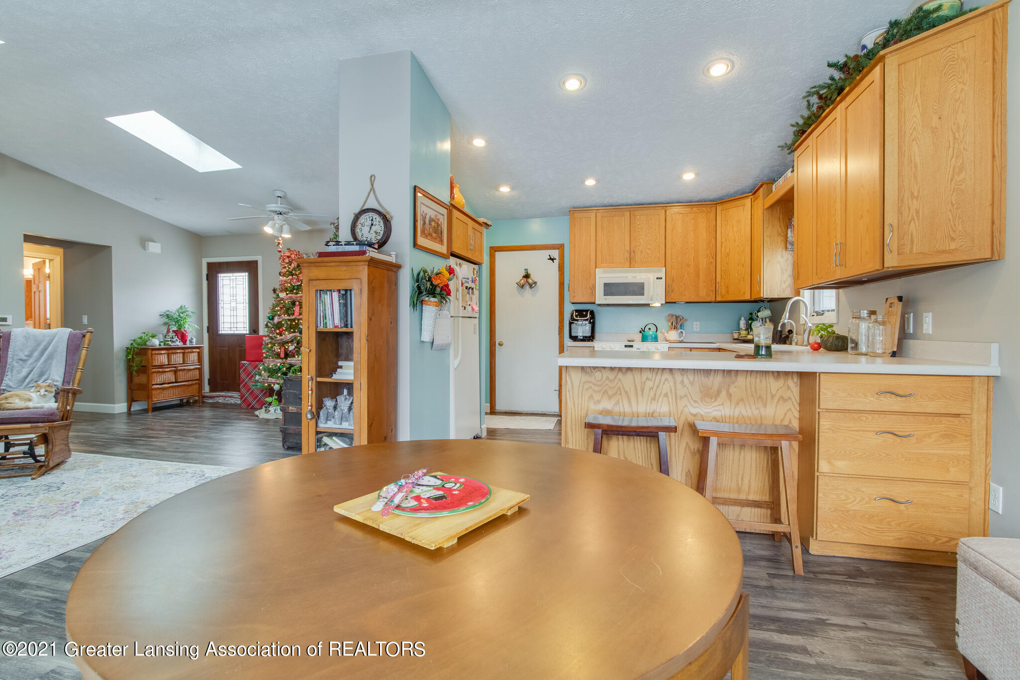 7856 Oneida Road Grand Ledge, MI 48837 - Photo 7 of 34 7856_Oneida_JEFF-34