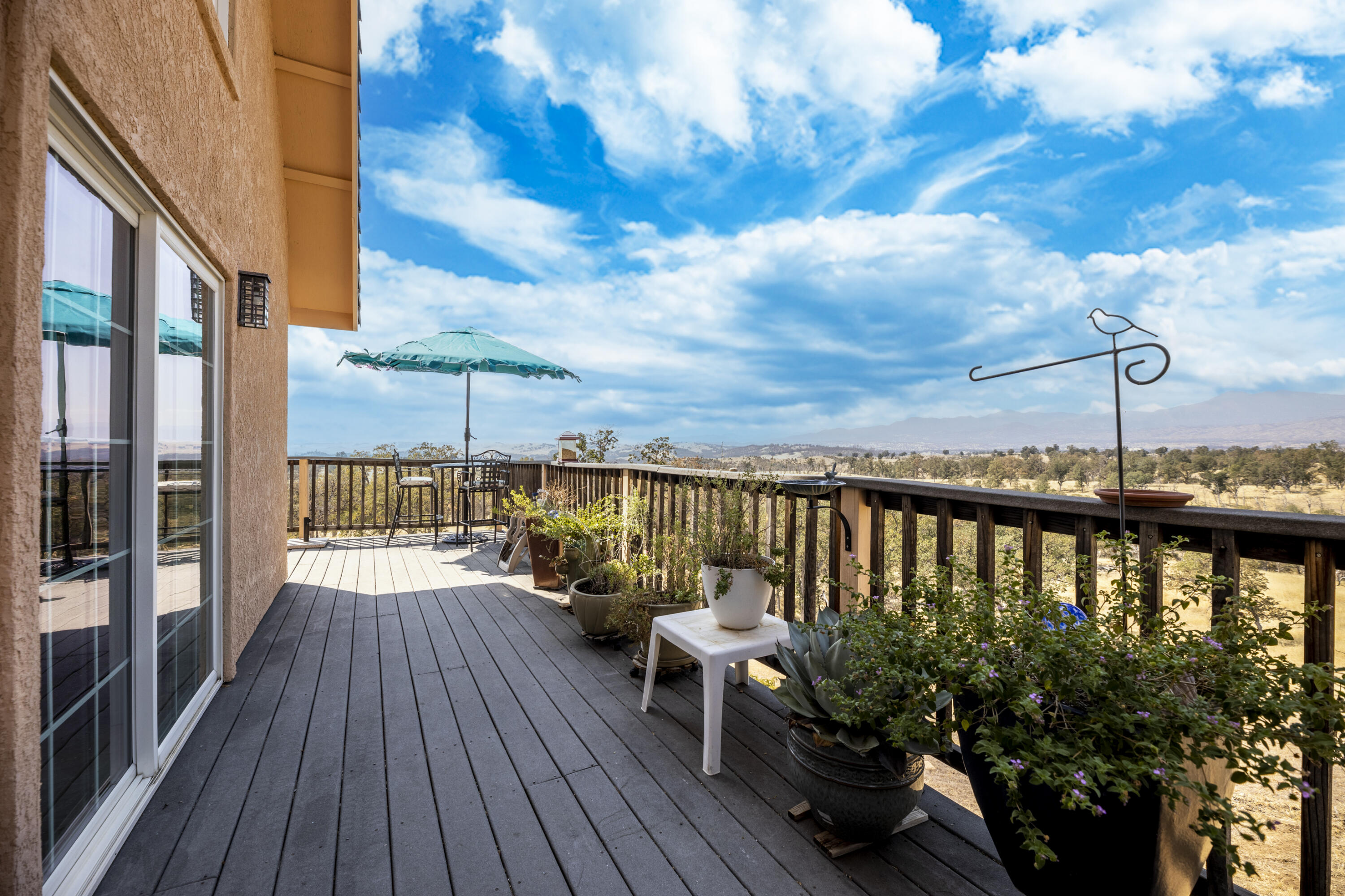 12881 Gas Point Road Igo, CA 96047 - Photo 21 of 26 712A0423-HDR-Edit