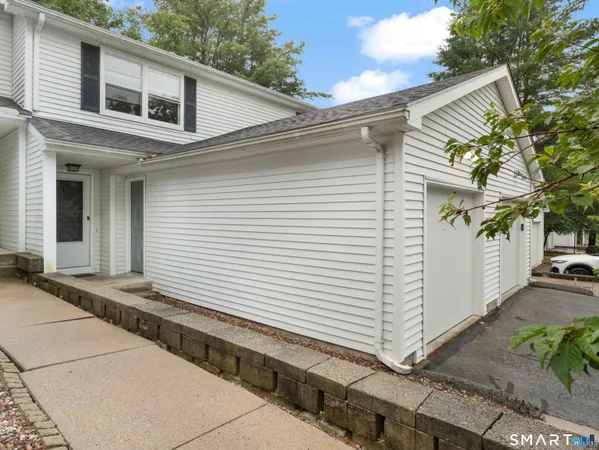 $215,000 | 29 Kathleen Drive, Unit 5C, Windham, CT 06226
