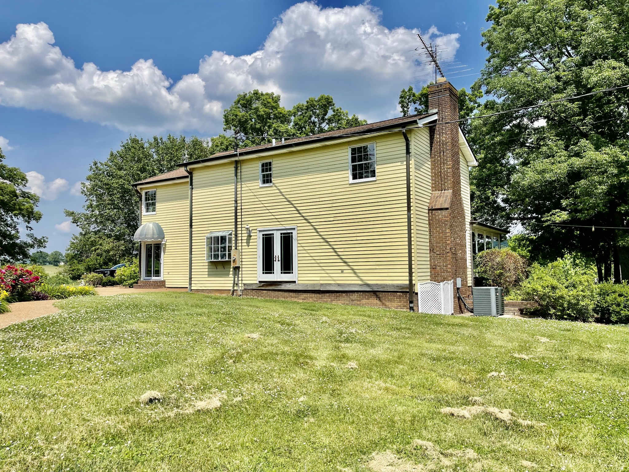 28 Cages Bend Lane Riddleton, TN 37151 - Photo 5 of 39 Gallery Image 5