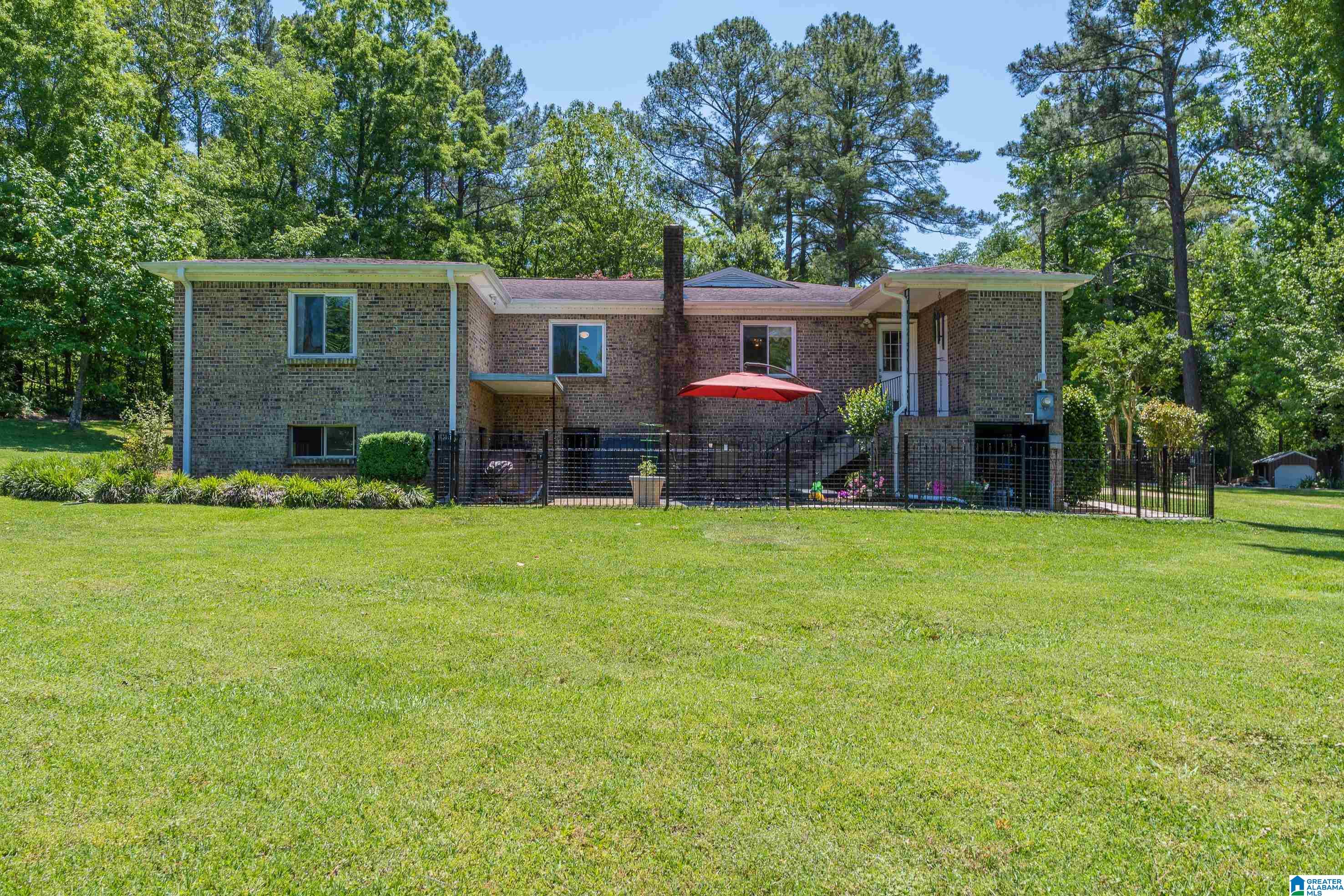 141 College Street Vincent, AL 35178 - Photo 8 of 31