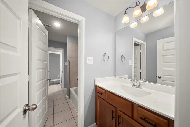 $2,800 | 4742 Tintagel Lane, Missouri City, TX 77459