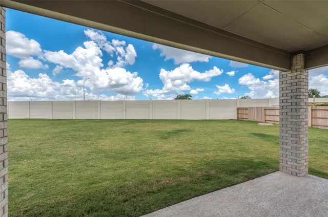 $2,800 | 4742 Tintagel Lane, Missouri City, TX 77459