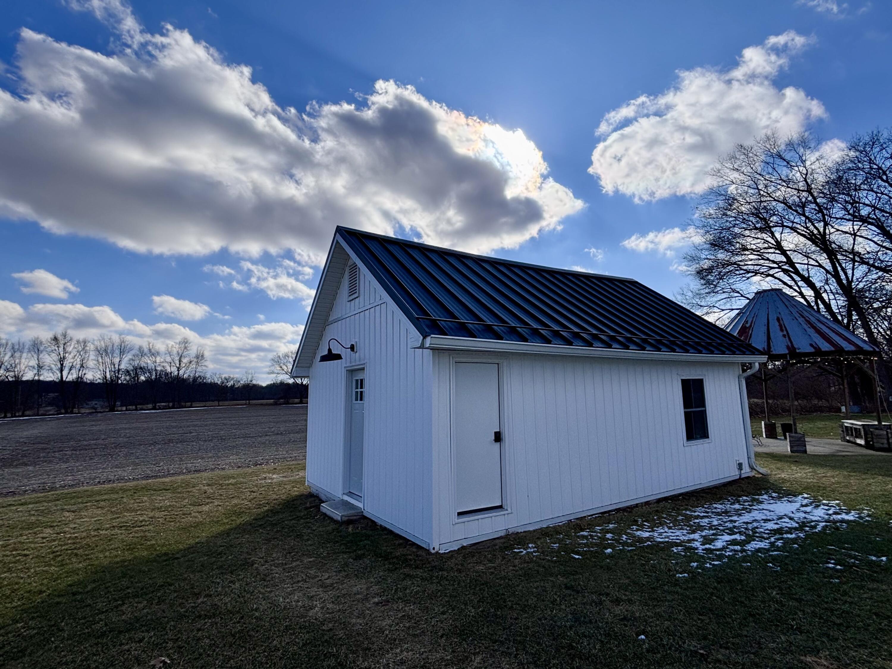 69640 Carls Road Sturgis, MI 49091 - Photo 41 of 63 Barn