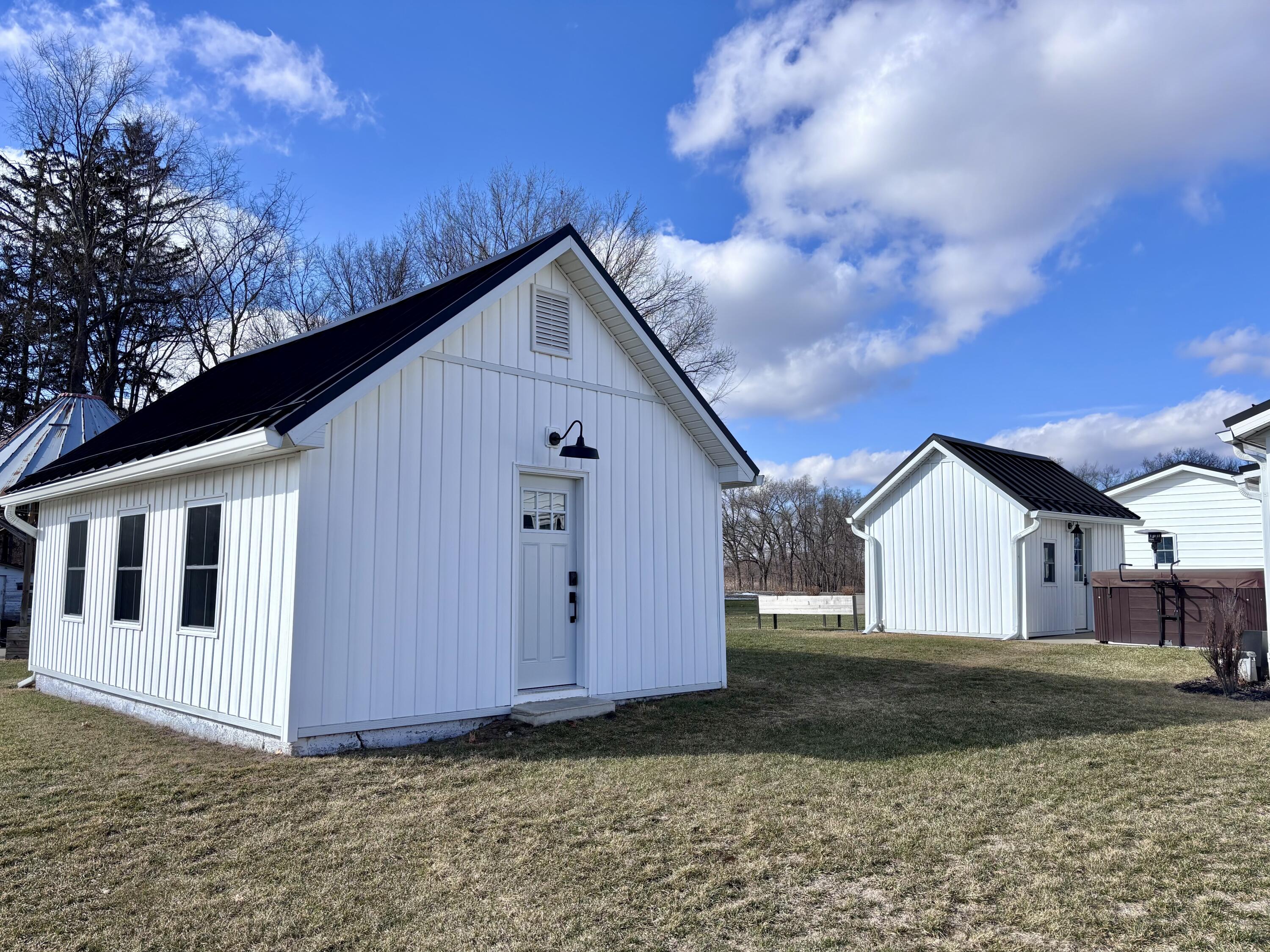 69640 Carls Road Sturgis, MI 49091 - Photo 42 of 63 Barn