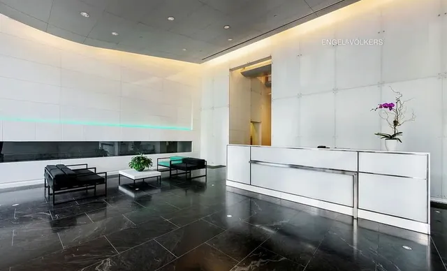 $1,295,000 | 247 West 46th Street, Unit 2604 | Theater District