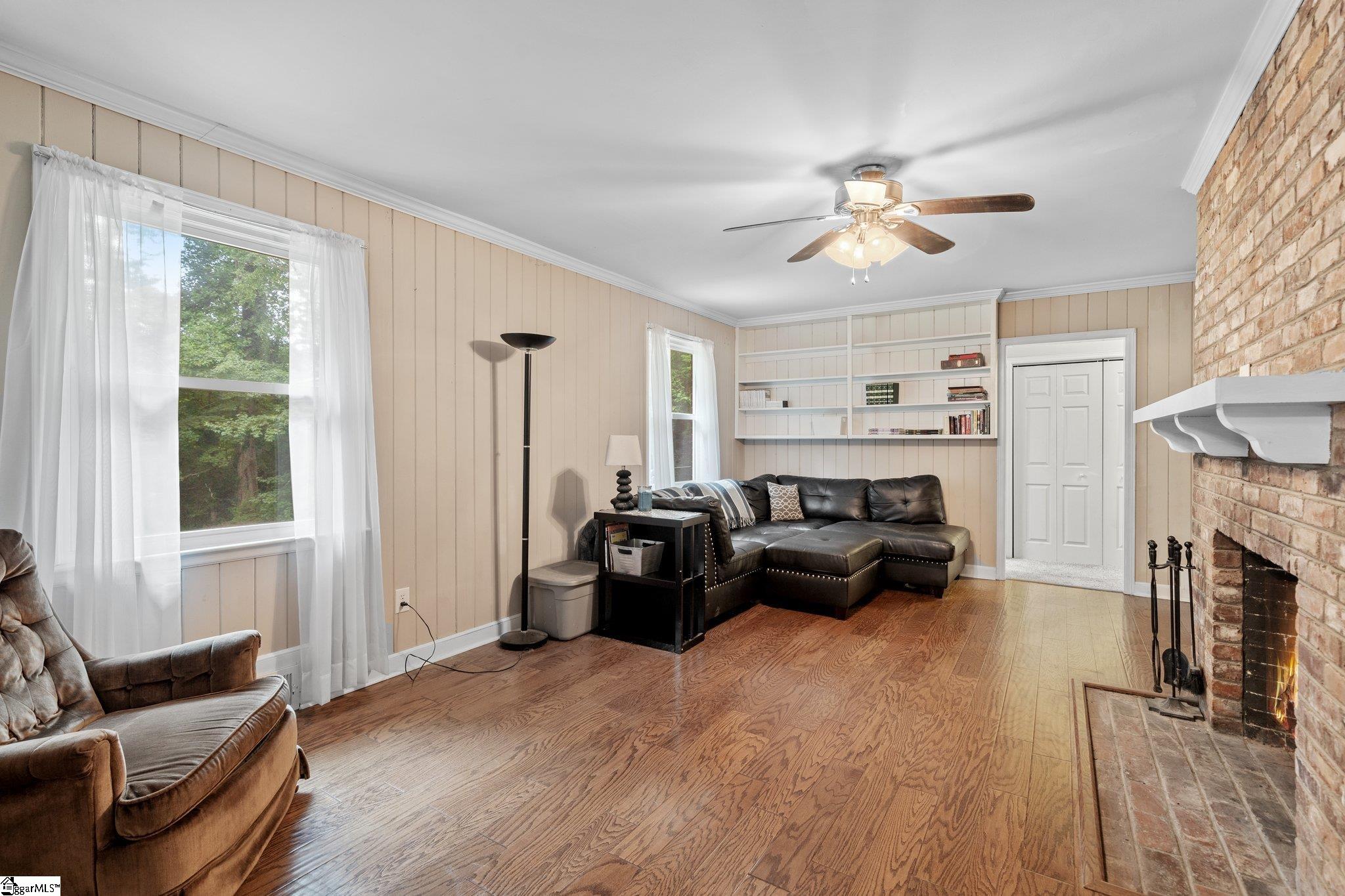 119 Robin Hill Drive Inman, SC 29349 - Photo 8 of 35
