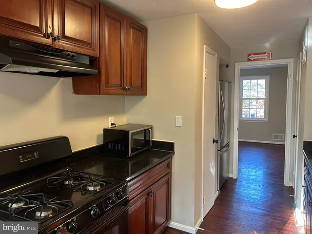 $2,550 | 13133 Putnam Circle, Woodbridge, VA 22191