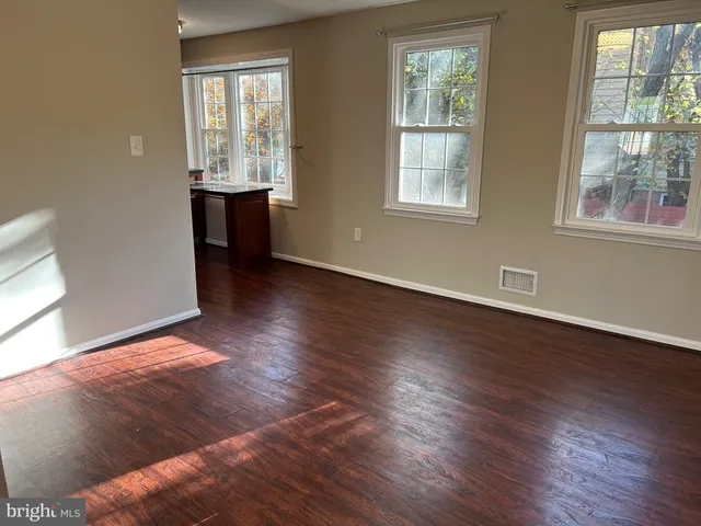 $2,550 | 13133 Putnam Circle, Woodbridge, VA 22191