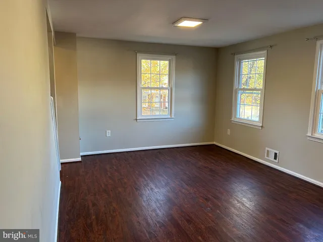 $2,550 | 13133 Putnam Circle, Woodbridge, VA 22191